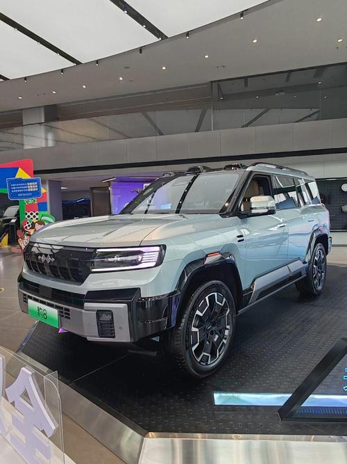 佛山南海区清缘特企业管理咨询比亚迪方程豹硬派越野的爆款，英菲尼迪35周年与你共成长